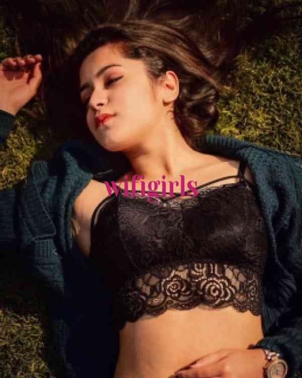 Call Girls in Kirti Nagar 9999810259 Night 7000 shot 2000